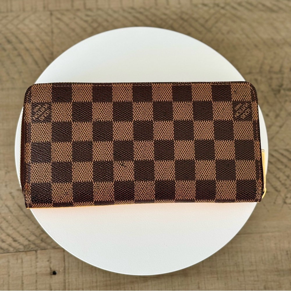 Louis Vuitton Limited Edition Damier Ebene Canvas Zip Around Wallet - Picture 16 of 16